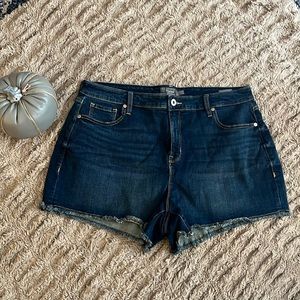 Denim cut off shorts